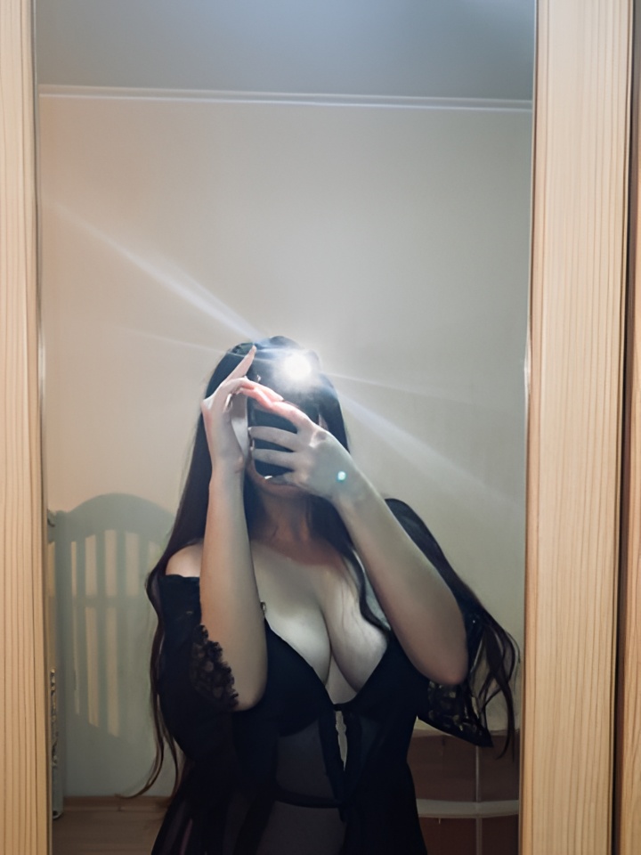 Таисия привлекальеная девушка из Шушенское цена от 1500 руб