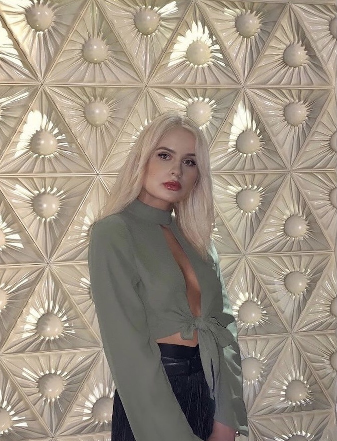 Тамара привлекальеная девушка из Шушенское цена от 7000 руб