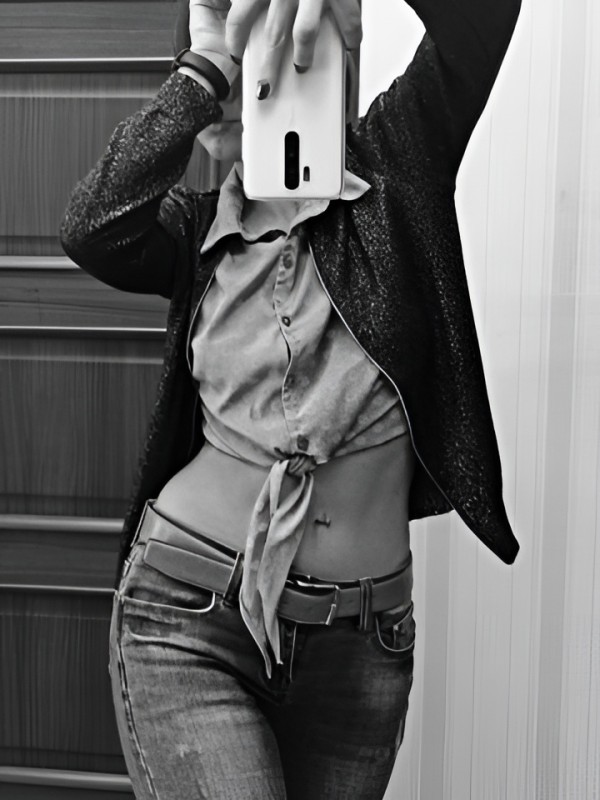 Лидия привлекательная девушка из Шушенское цена от 10000 руб