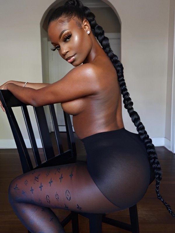 Сабина привлекательная девушка из Шушенское цена от 10000 руб