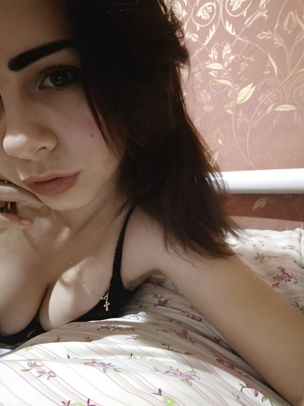 Юлия привлекательная девушка из Шушенское цена от 4000 руб