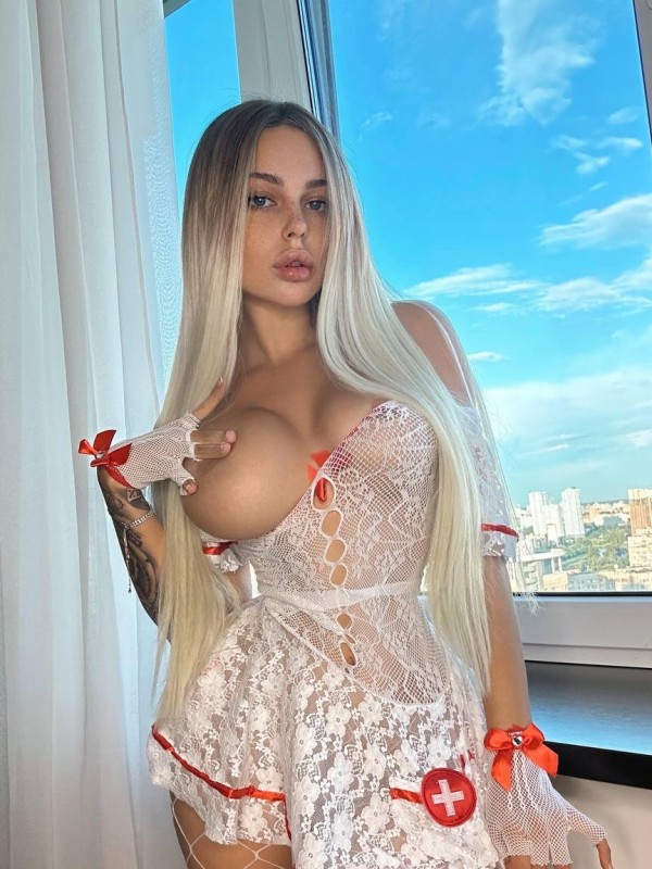 Мария привлекательная девушка из Шушенское цена от 8000 руб